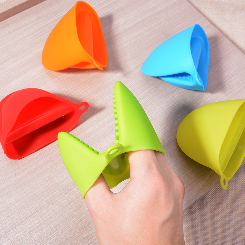 Clips Agarradores de Silicona Resistente a Altas Temperaturas y Aislamiento Térmico para Cocina y Hornear image 3