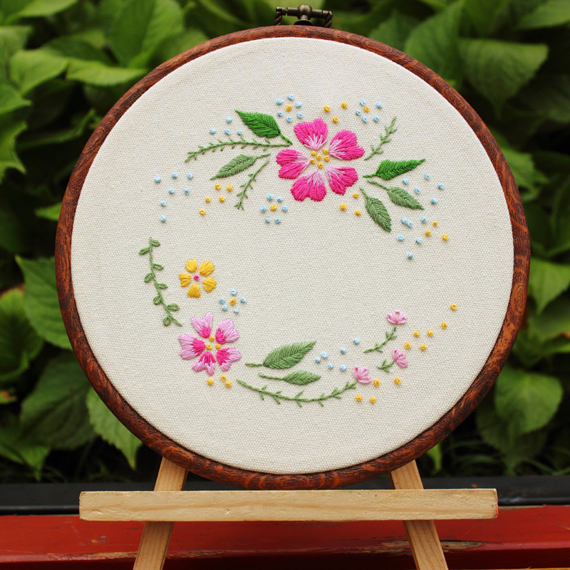 Blooming jardín hecho a mano DIY tela novato europeo bordado flores y plantas material paquete kit costura traje