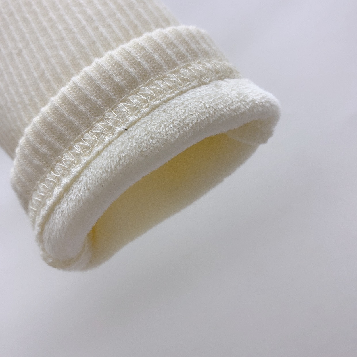 Niños de otoño e invierno ropa infantil de una sola pieza polainas de terciopelo masculino y femenino Bebé Pantalones de cintura alta bebé engrosada pantalones calientes