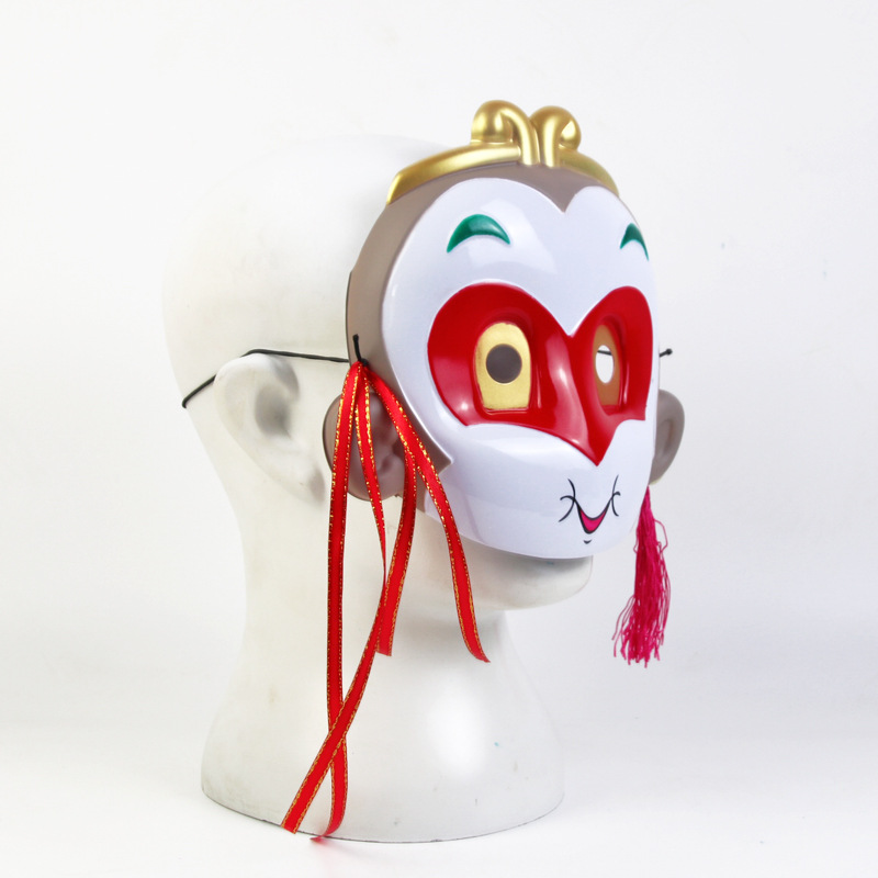 Productos privados exclusivos para miembros, divertidas y siempre cambiantes máscaras faciales hechas a mano para Halloween.