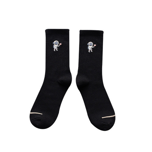 Couple socks autumn and winter solid color ins trendy embroidered cotton mid-calf socks astronaut mid-calf socks sports trendy socks