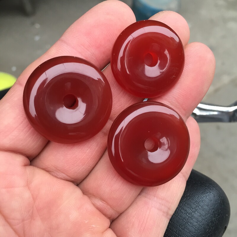Batch Red Yellow Ping An Buckle Agate Chalcedony Pendant Pendant Jade Money Jade Gift Tassel Jewelry Accessories Gift Batch Red Yellow Ping An Buckle Agate Chalcedony Pendant Pendant Jade Money Jade Gift Tassel Jewelry Accessories Gift