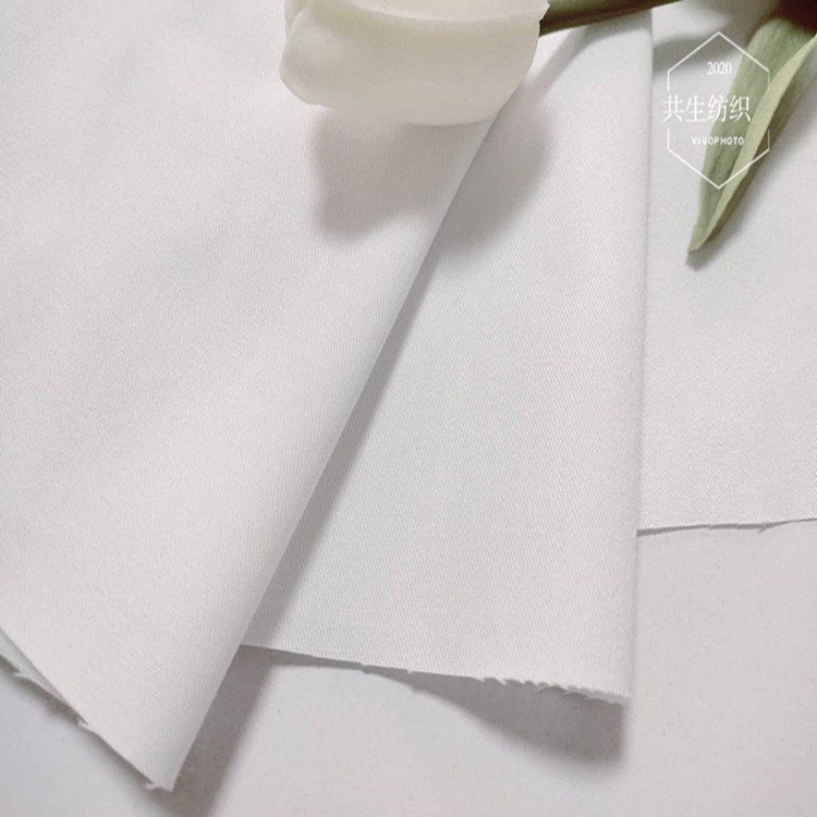 春秋涤棉斜纹漂白本白32130*70衬衣工装校服医护白大褂厨师服面料