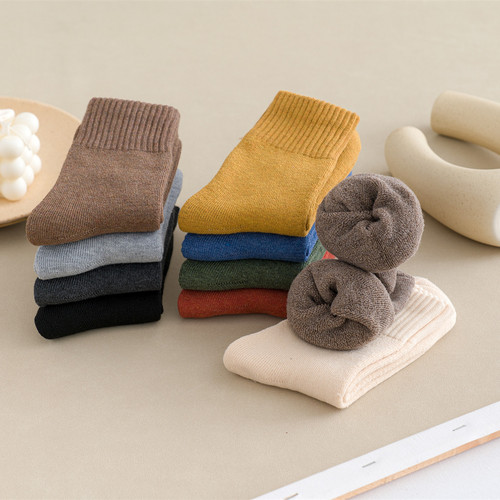 Socks for women in autumn and winter plus velvet and thickened terry socks solid color warm mid-calf socks confinement socks sleep socks sock socks