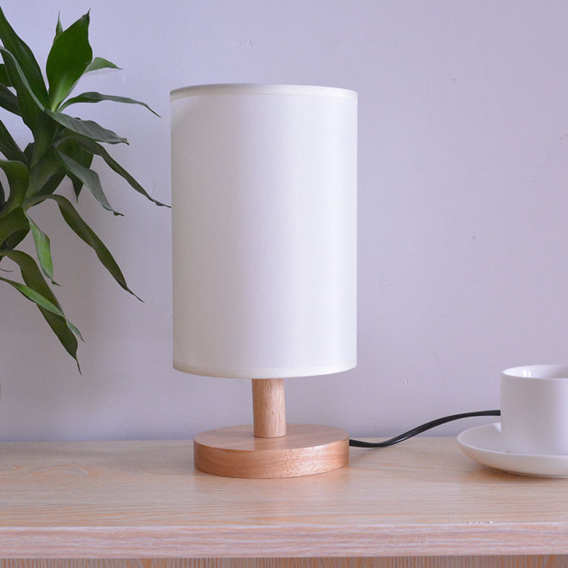 Gran cantidad en stock nórdico simple DIY tela de lino madera regalo creativo lámpara Mesa LED noche luz dormitorio