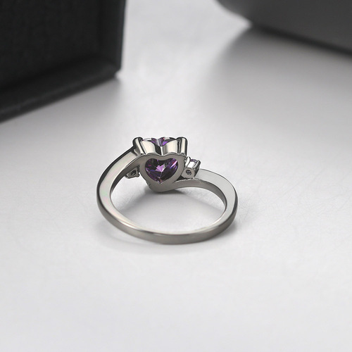 European and American popular black gold women's ring heart shape purple zircon ring Amazon hot selling jewelry wholesale