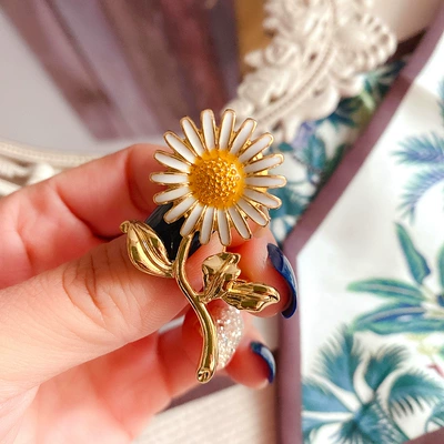 Hong Kong-Style Oil Painting Yaxa sancaqları - daisy