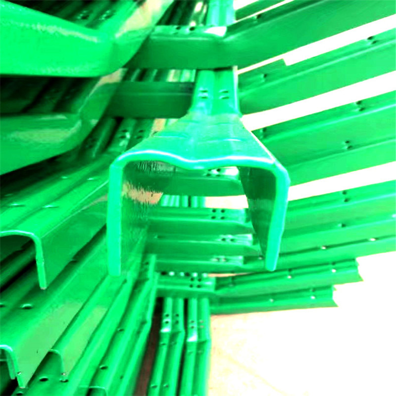 支持批发 焊接网隔离栅  毛边弯钩网片 m立柱【工厂自营】