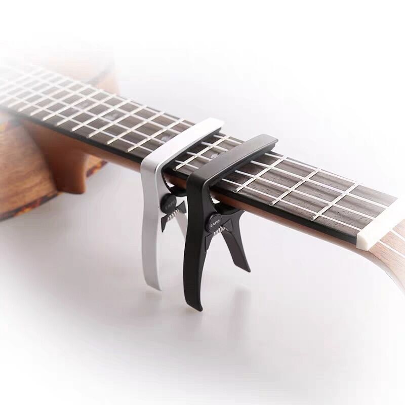 AROMA AROMA Ukulele special Varo clip Ukulele small four-string Ukulele Varo clip compact AROMA AROMA Ukulele special Varo clip Ukulele small four-string Ukulele Varo clip compact