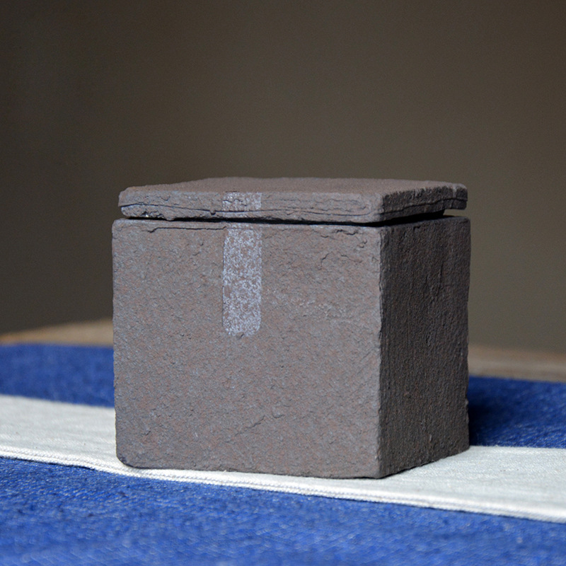 Ceramic tea pot non-sealed stoneware tea pot square vintage tea warehouse old pu'er tea jar packaging