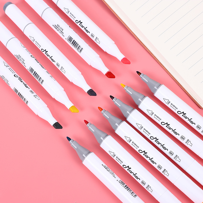 Pluma de marca de doble cabeza aceitosa 24/36/48/60 color a base de agua traje de pluma de color pintado a mano para niños diseño de graffiti