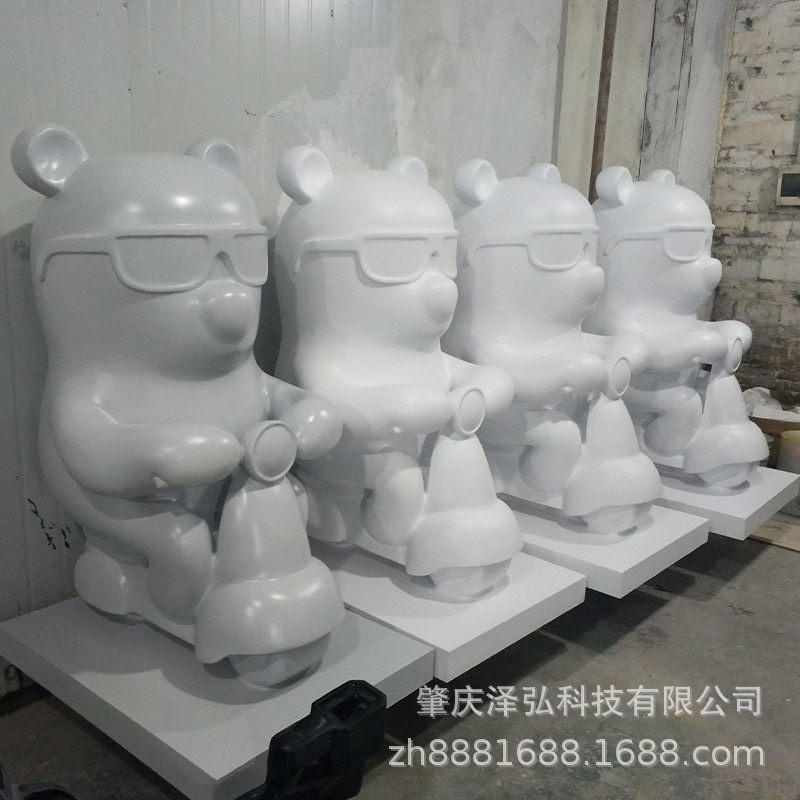 玻璃钢雕塑熊仔骑摩托制作卡通动物小熊造型商场美陈装饰公仔摆件