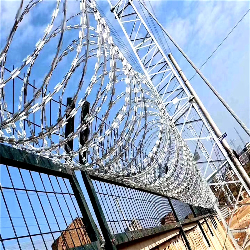 现货铁路加高刺丝滚笼防护栅栏 8001刀片刺丝滚笼【工厂自营】