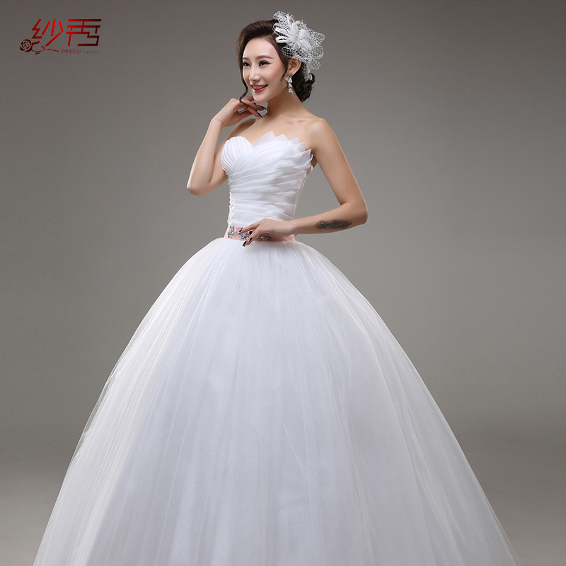 2023 Spring and Summer Wedding Dress Vera Wang Style Tube Top Pleated Wedding Dress Simple Fresh Pastoral Wedding Dress Bed Yarn 2023 Spring and Summer Wedding Dress Vera Wang Style Tube Top Pleated Wedding Dress Simple Fresh Pastoral Wedding Dress Bed Yarn