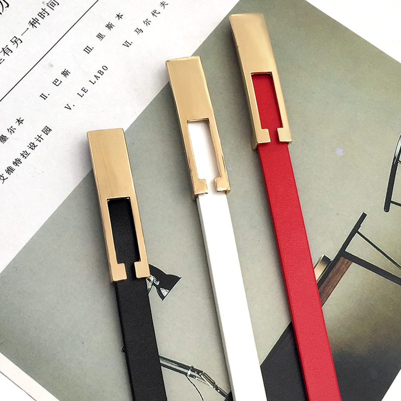 Nueva Venta caliente de la fábrica al por mayor versátil simple correa de las mujeres PU vestido decorativo pequeño cinturón Cinturón fino