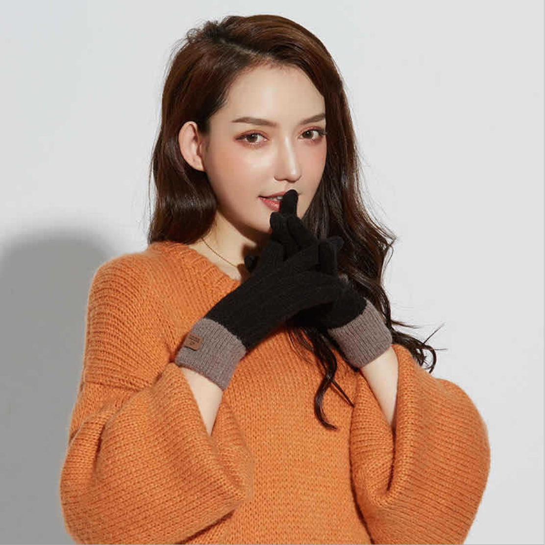 블랙 플러스 카멜