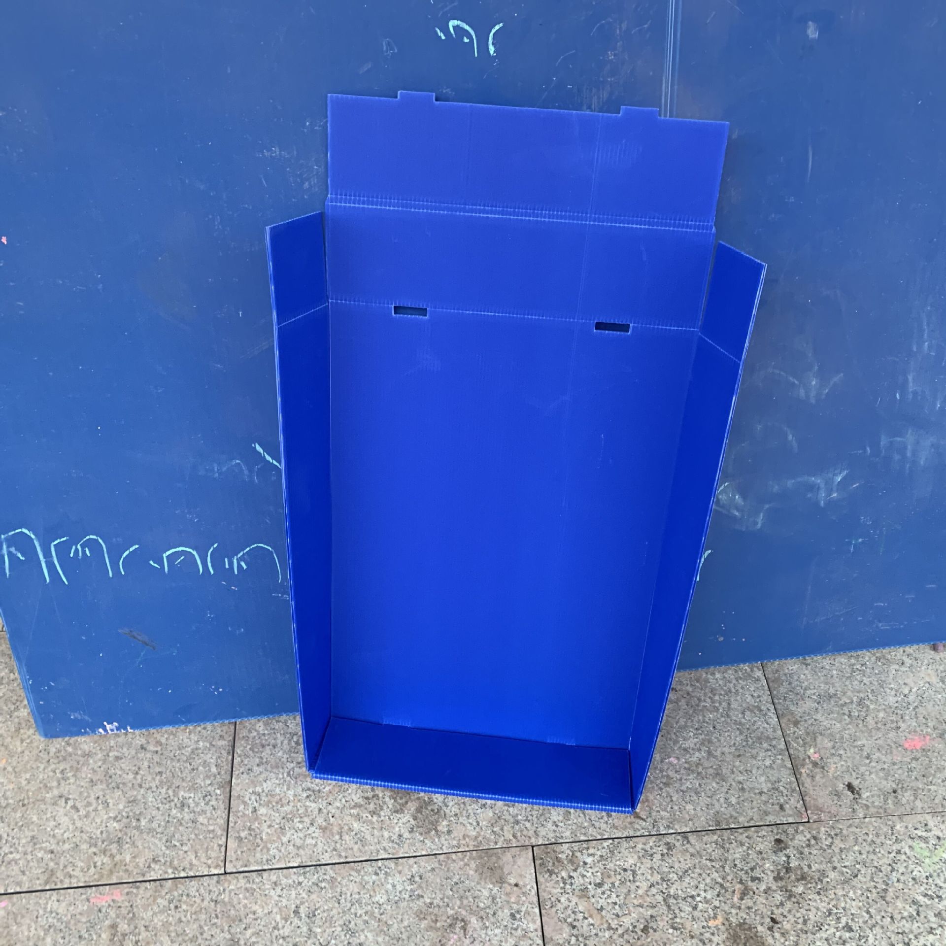 3MM蓝色PP中空板盒子板材 一体式折叠成型中空板盒子/箱子