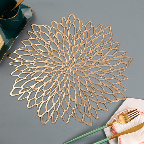 Amazon Creative Hollowed-out Patterned Dinner Mat PVC Leaf Patterned Dinner Mat Party Sample Room Decor Anti-slip Insulating Dinner Mat