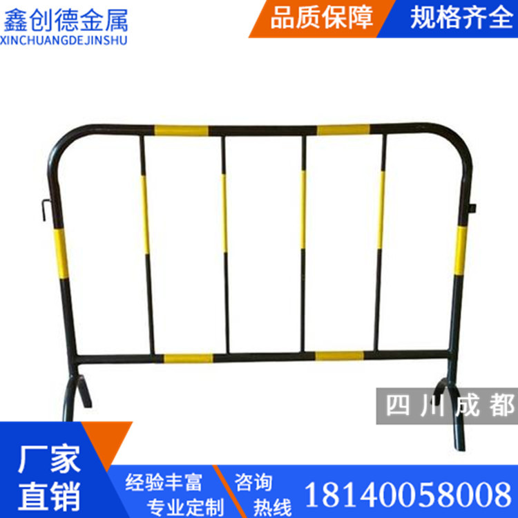 【源头工厂】不锈钢铁马 护栏隔离栏商场地铁高铁学校围栏
