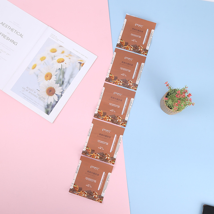 厂家供应PVC收缩膜酒类饮料矿泉水收缩膜塑料瓶身热收缩膜pet标签