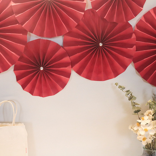 Chinese Valentine's Day Chinese white pearl paper fan wedding room background wall decoration props red heart paper fan flower
