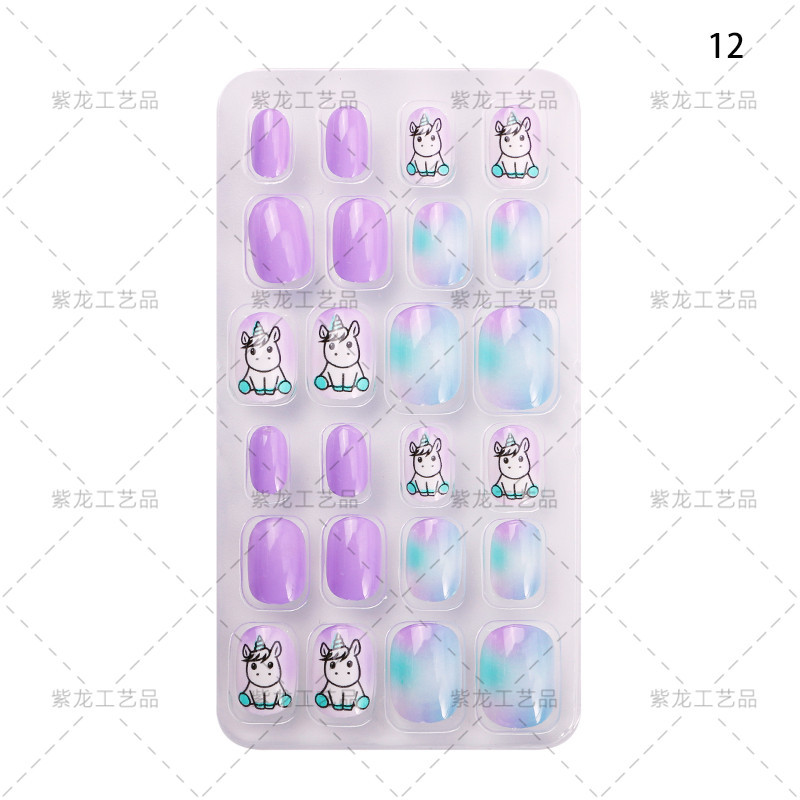 Zhifei nueva pieza de uñas terminada 24 unidades embolsado dibujos animados unicornio copo de nieve adhesivo niños usan parche de uñas pieza