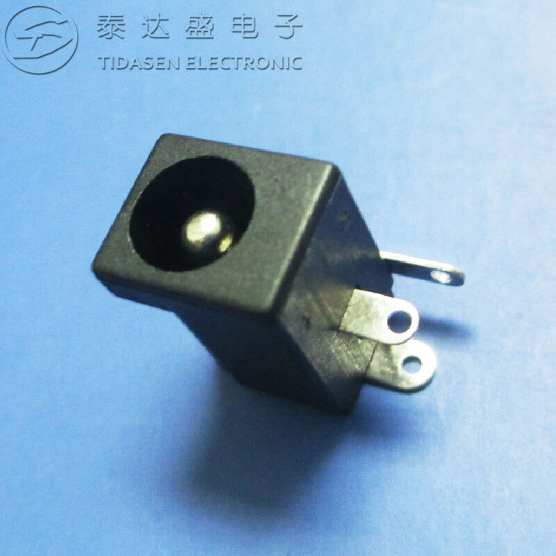 厂家供应太阳能充电用2.0/2.5芯DC电源插座铜脚耐温塑胶插座DC005