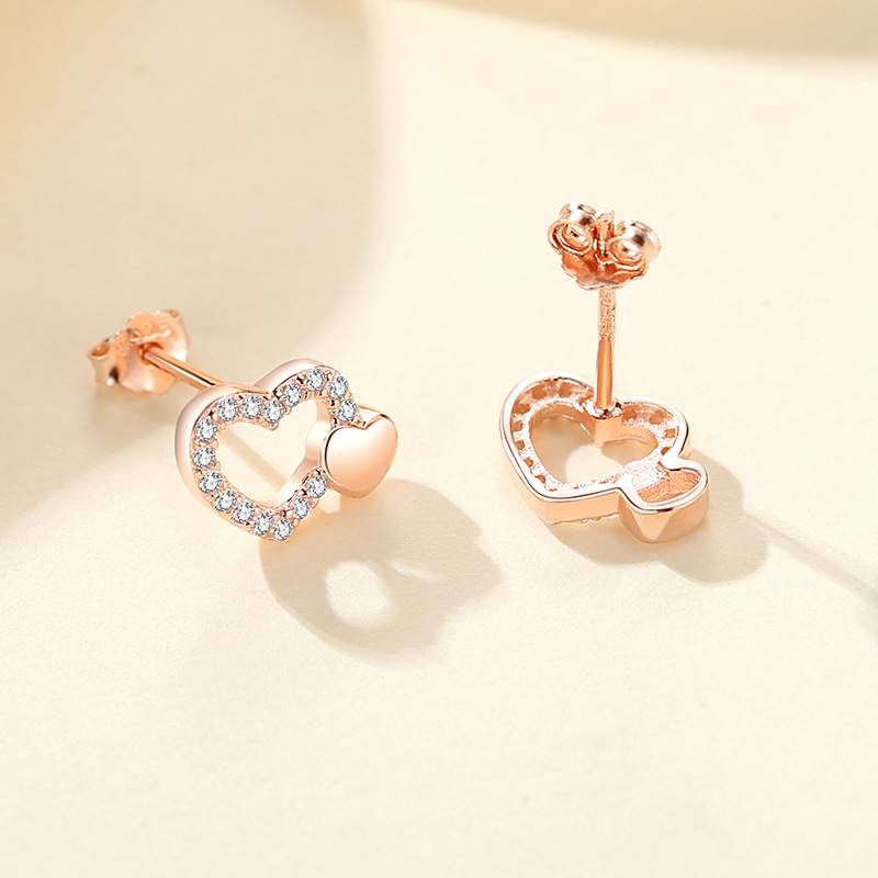 S925 plata esterlina pendientes encantadores 2020 nuevo estilo pendientes de corazón a corazón pequeños pendientes de moda mujer elegante simple