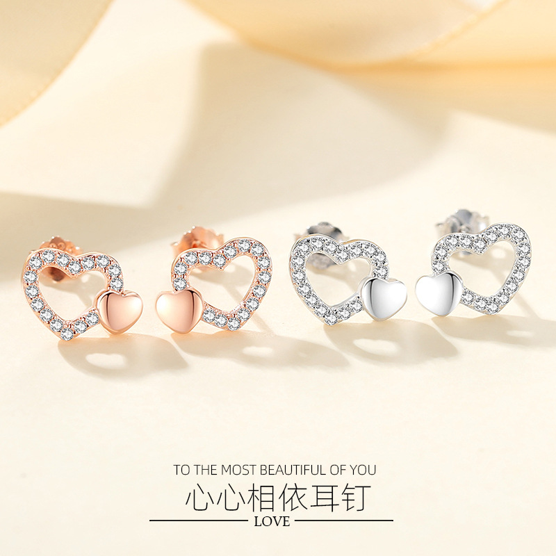 S925 plata esterlina pendientes encantadores 2020 nuevo estilo pendientes de corazón a corazón pequeños pendientes de moda mujer elegante simple