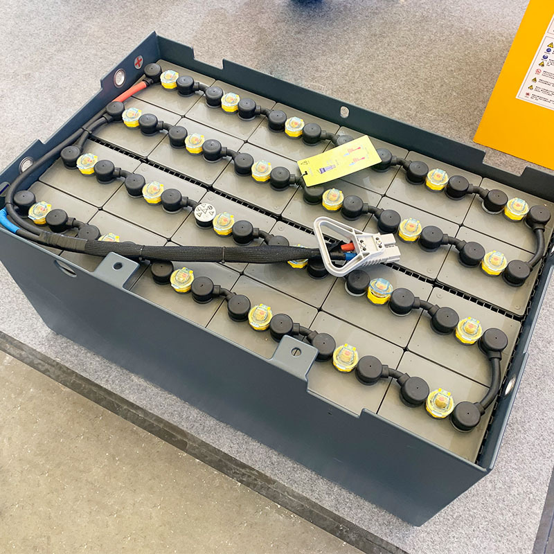 合力叉车配件福冈加水电瓶4PZS620  80V电动叉车蓄电池组620Ah