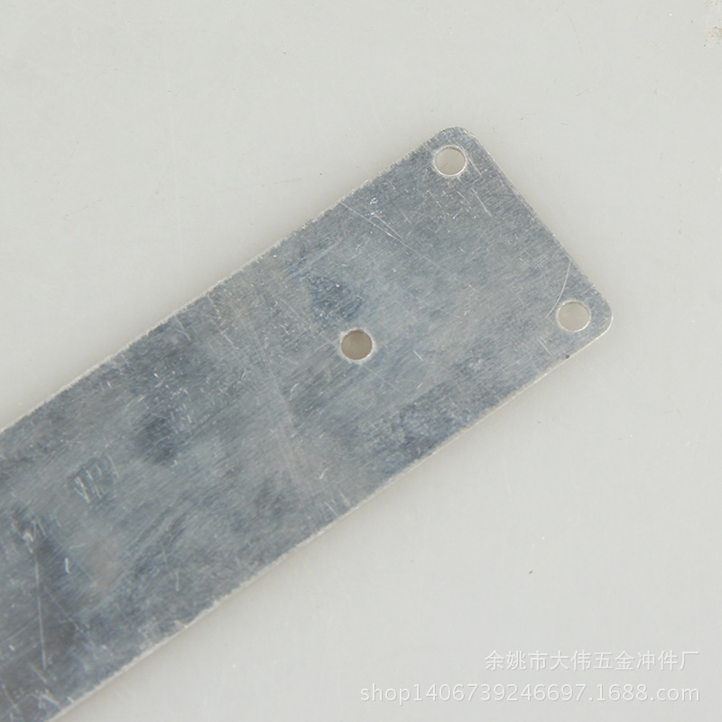 浙江宁波厂家批发五金生产冲压五金配件 铝支架配件打孔