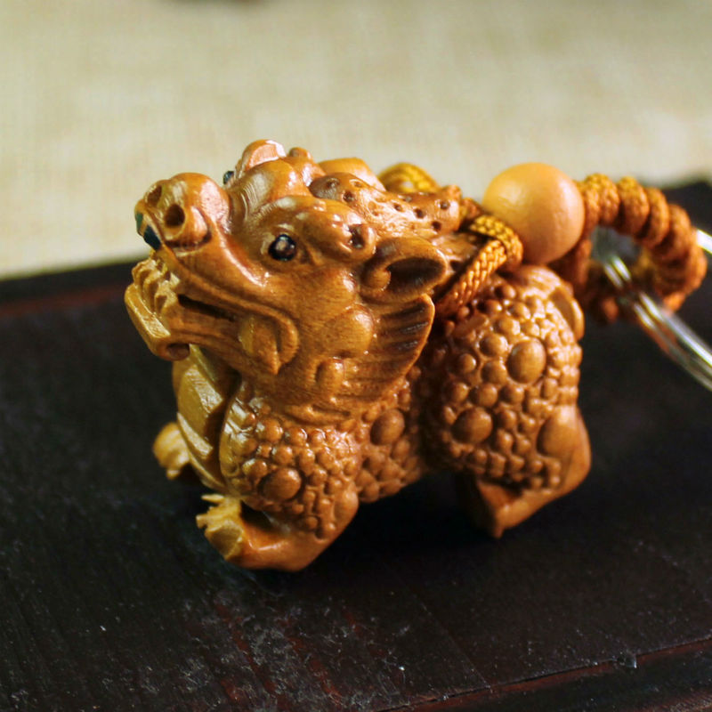 桃木立体麒麟钥匙扣挂件 木雕汽车挂饰小礼品 钥匙扣吊饰厂家批发