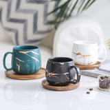 Кружевная золотая серия, матовая золотая кофейная чашка, керамическая чашка для чая с узором из черного и белого золота, деревянная чашка и блюдце с золотой оправой