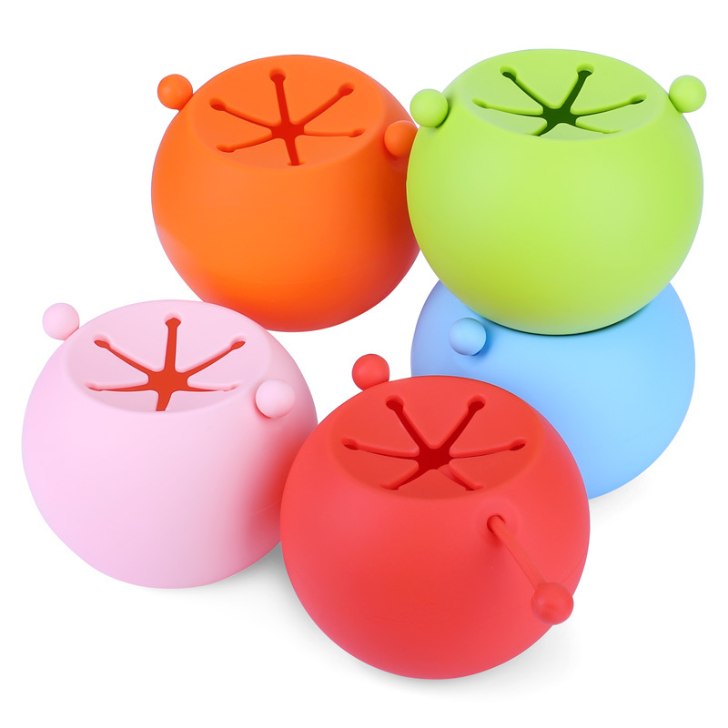 Silicone snack cup with handle leak-proof baby snack box to prevent spilling leak-proof silicone folding creative Cup