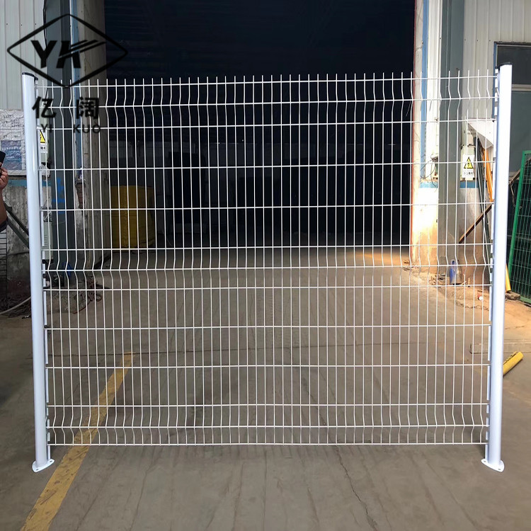 桃型柱护栏网工厂围墙护栏户外铁丝网围栏栅栏公路隔离护栏网