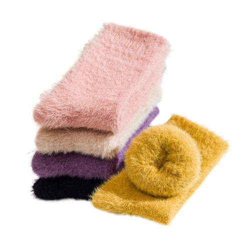22 new winter socks women's mid-calf socks warm solid color mink velvet women's socks Japanese ladies plus velvet sleep socks wholesale