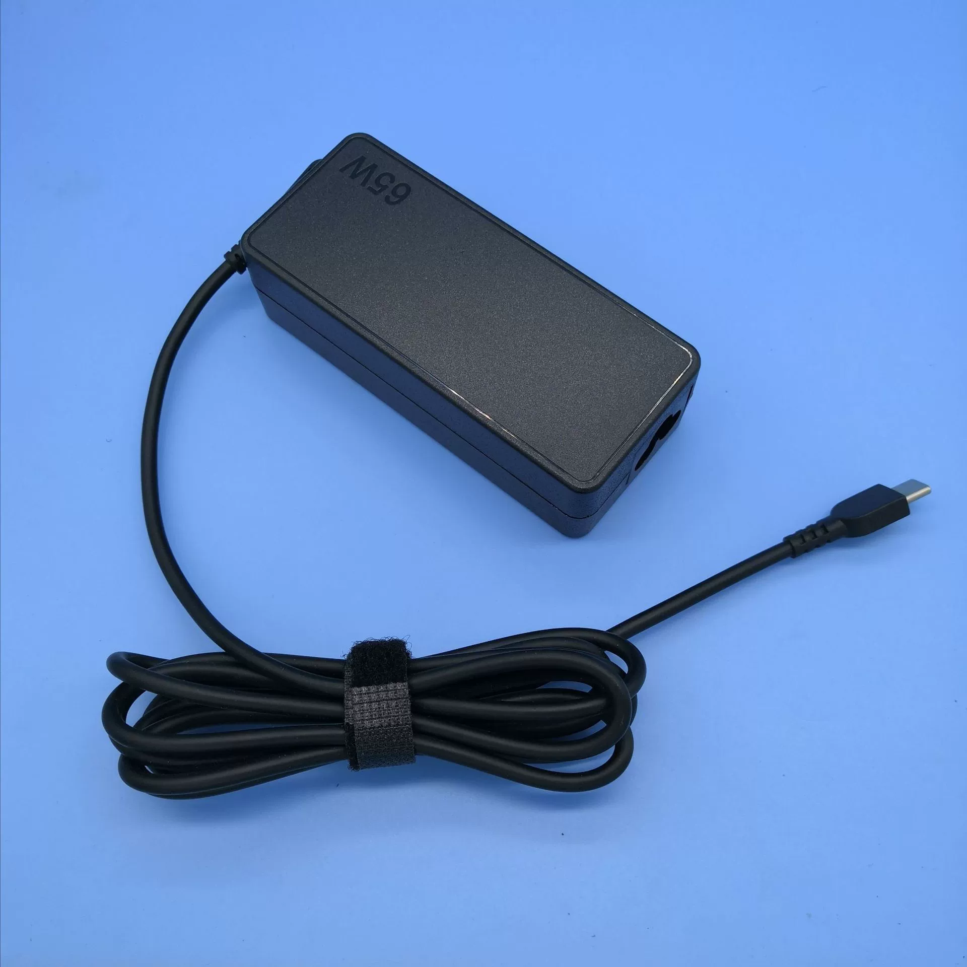  foreign trade dedicated to the 65W Type-C power adapter to overcurrent protection and stability