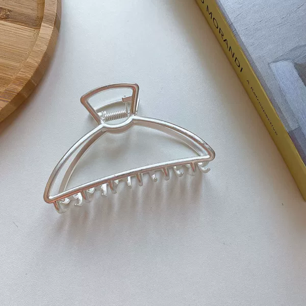Triangle-Silver