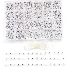 亚克力英文字母珠子套装 diy盒装 饰品配件 串珠组合配弹力线