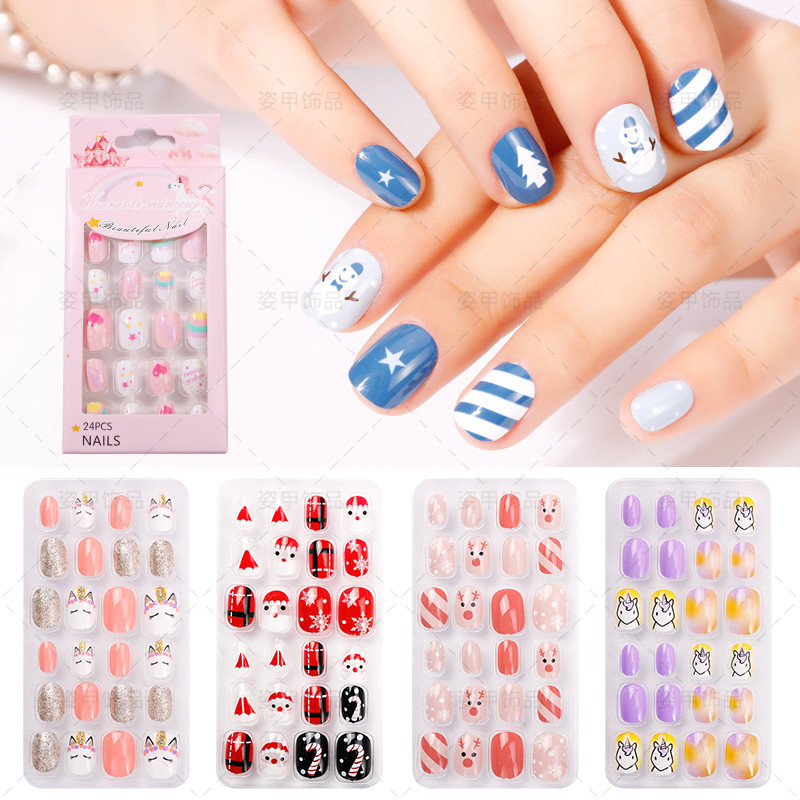 Finished Nail Patches for Kidsren, 24 Patches, Cartoon Christmas Fake Nails, Removable Nail Stickers with Adhesive Backing