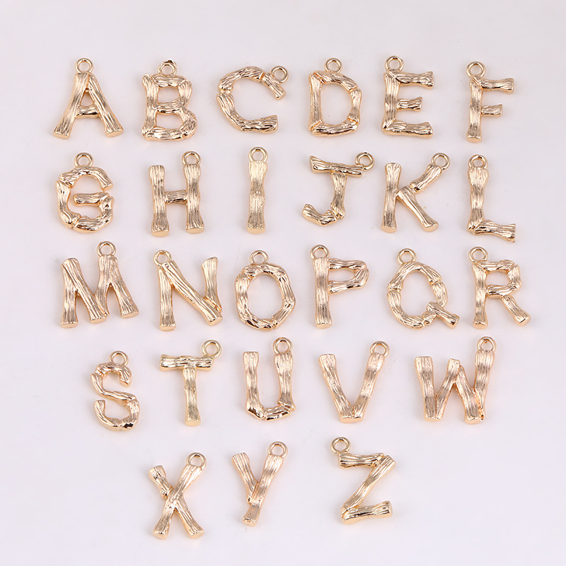 Cross-border AliExpress Explosions Brushed 14K Gold 26 English Letter Pendant diy Necklace Bracelet Hanging Accessories