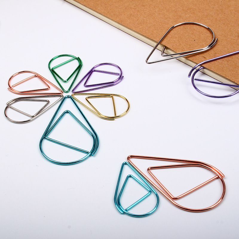 Color tamaño pequeño clip de papel en forma de gota galvanoplastia primavera acero sigleton clip de papel al por mayor de fábrica no es fácil de romper