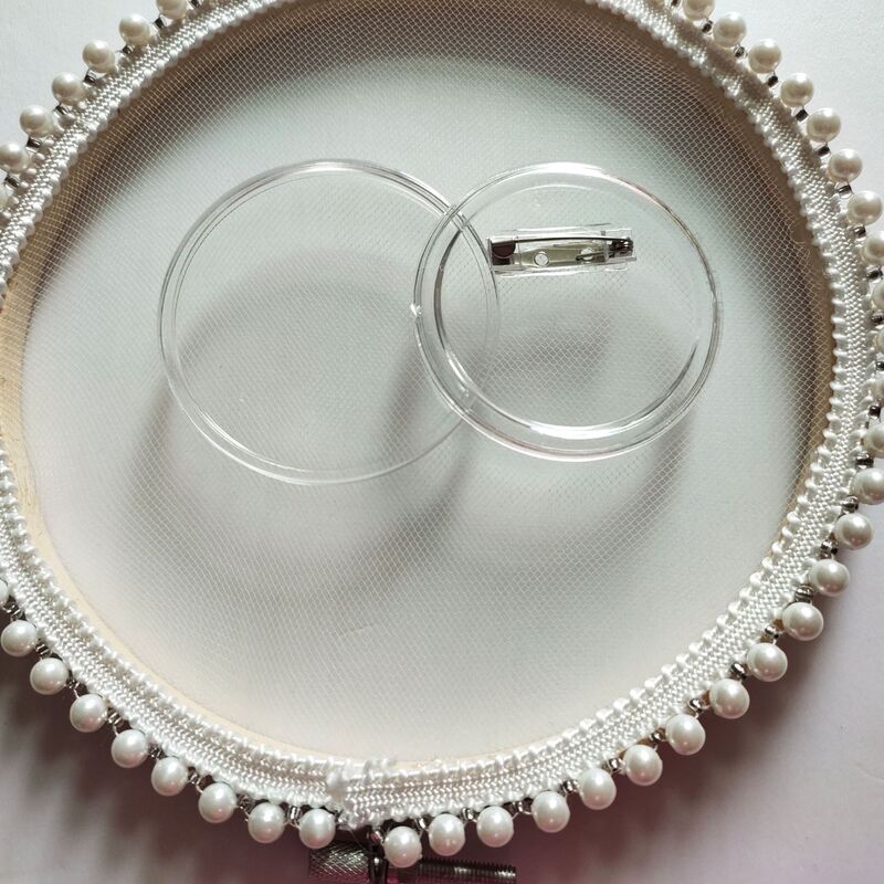 Acrylic size round badge manufacturers DIY transparent photo frame badge