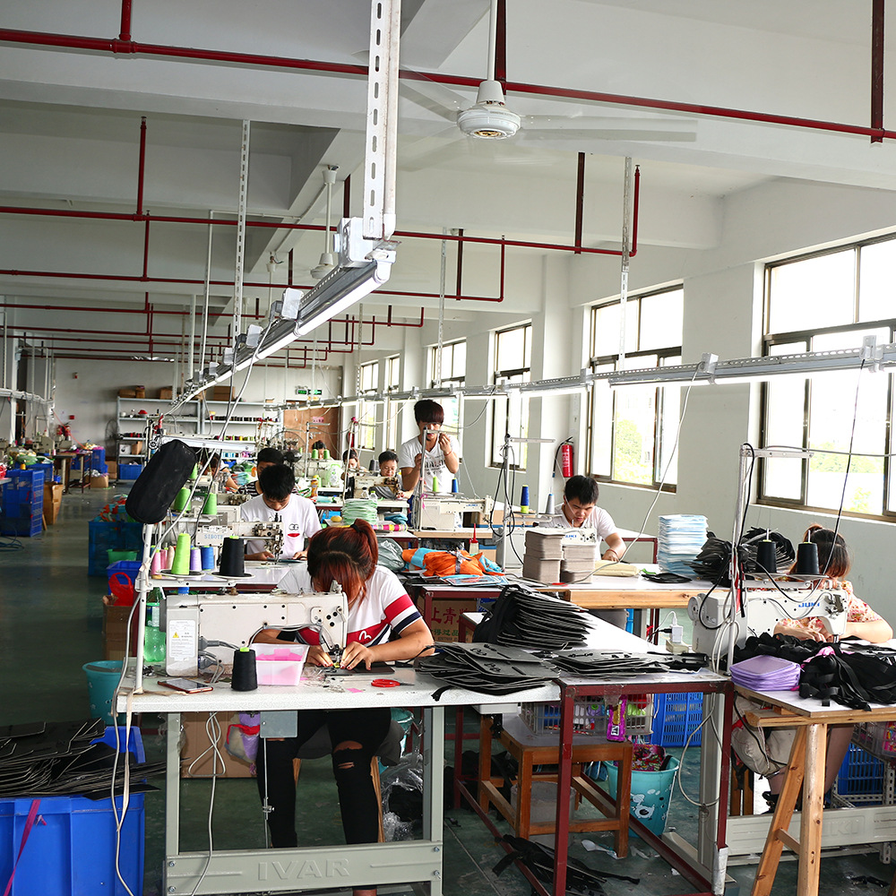 Estuche para lápices de gran capacidad con diseño de cocodrilo, de poliuretano, para estudiantes, con capacidad para 200 bolígrafos, disponible para envíos internacionales.