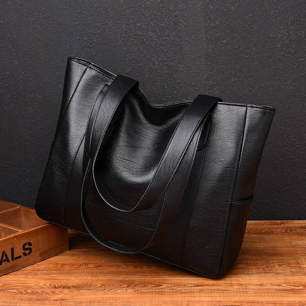 Capacious elegant retro handheld one-shoulder bag