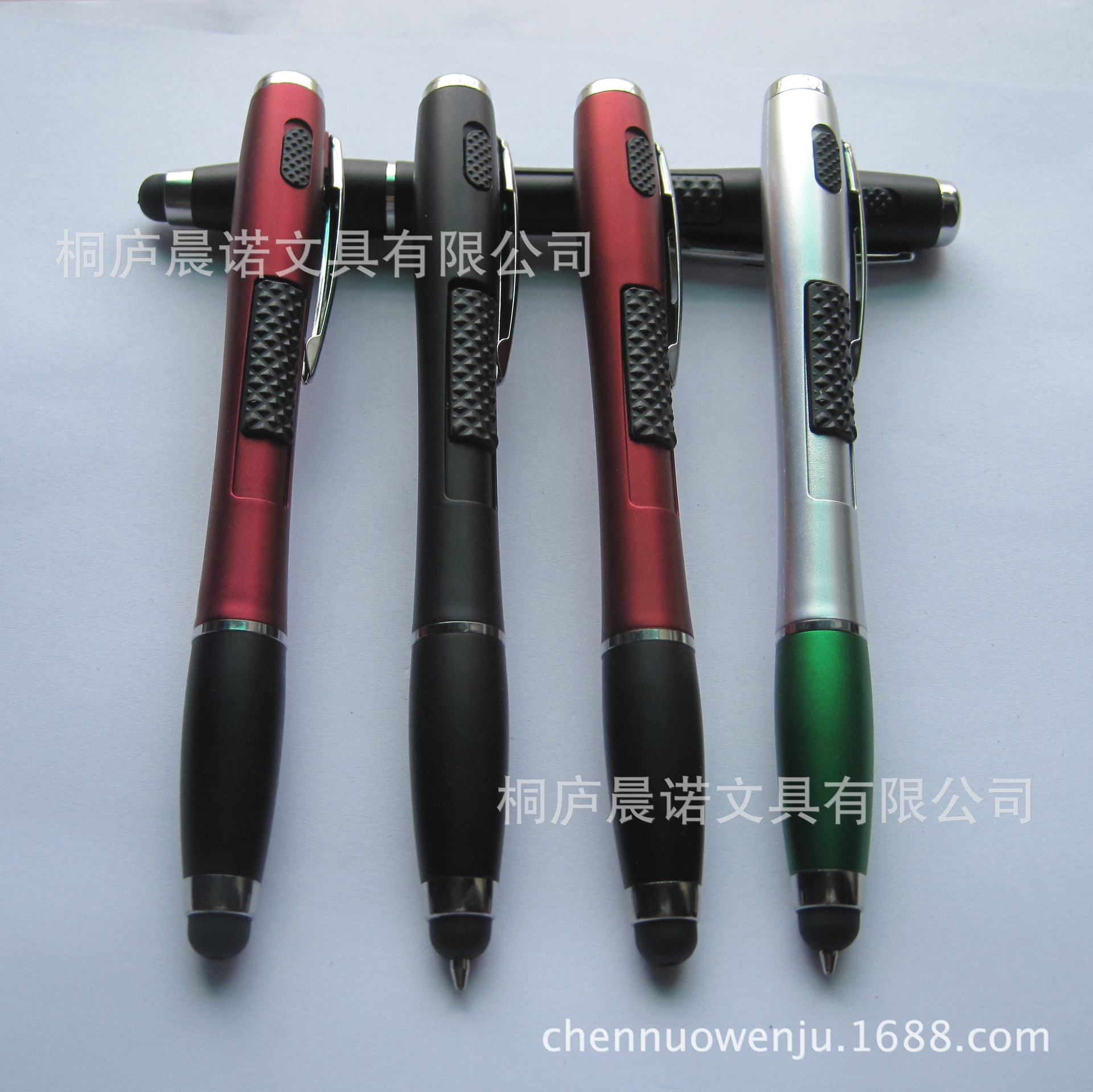 Directo de fábrica de la lámpara LED luminosa Pluma de Prensa de plástico pluma capacitiva de regalo multifuncional pluma