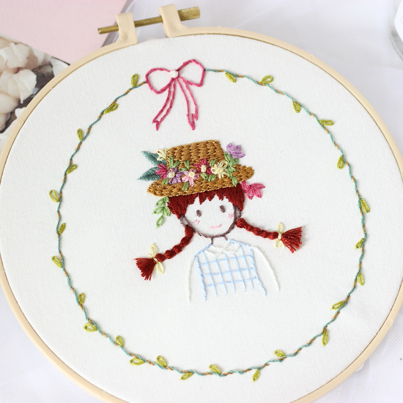 Chica fresca DIY bordado hecho a mano material paquete kit principiante japonés y coreano tela bordado costura traje
