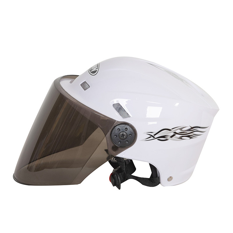 Casco de coche eléctrico exclusivo transfronterizo casco de seguridad de coche eléctrico Four Seasons universal verano mujeres hombres fábrica al por mayor