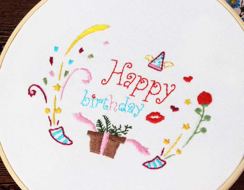 Fábrica directa Regalo de Cumpleaños hecho a mano DIY tela novato europeo bordado flores y plantas material paquete Kit