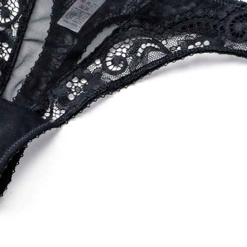 European and American sexy lace thong women's transparent hollow women's T-pants underwear women's temptation low-waist black lace